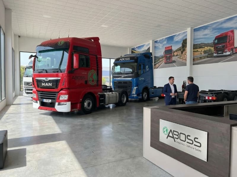 Vehicle sales and fleet